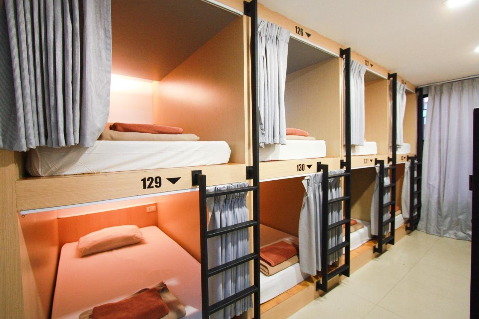 18 Coins Budget Hotel Паттая Номер фото