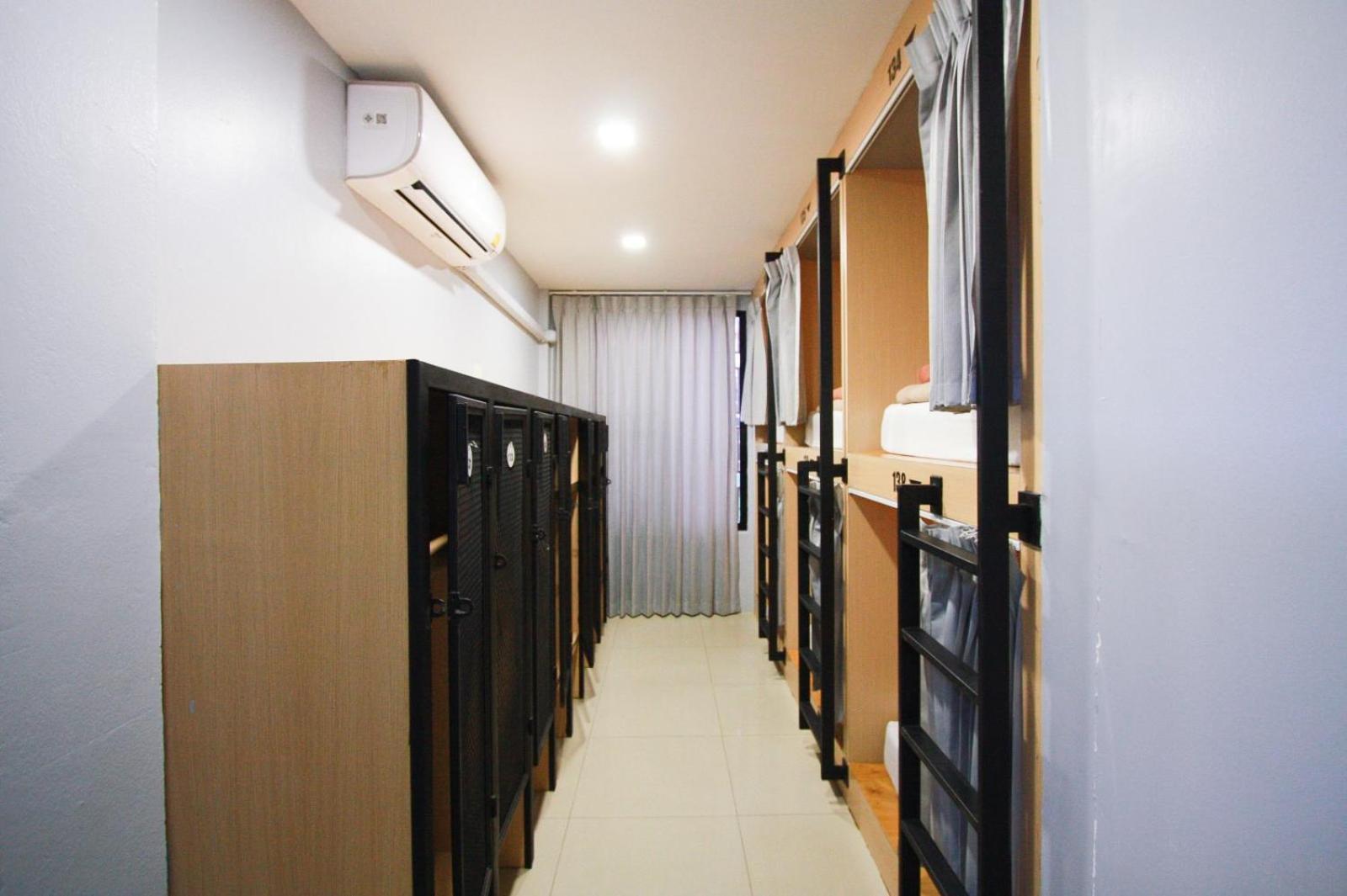 18 Coins Budget Hotel Паттая Екстер'єр фото
