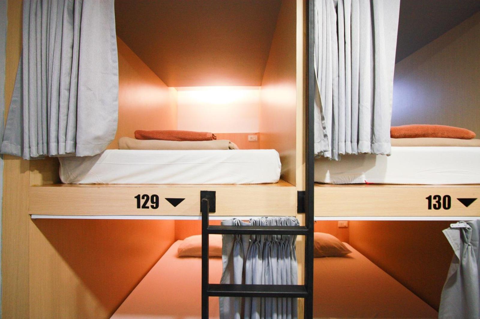 18 Coins Budget Hotel Паттая Екстер'єр фото